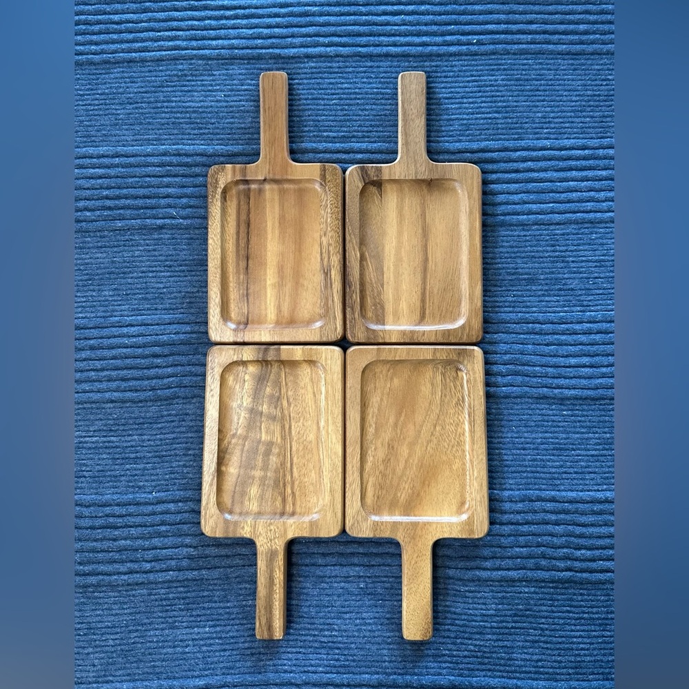 Acacia Wood paddle/serving boards NEW Great for Entertaining